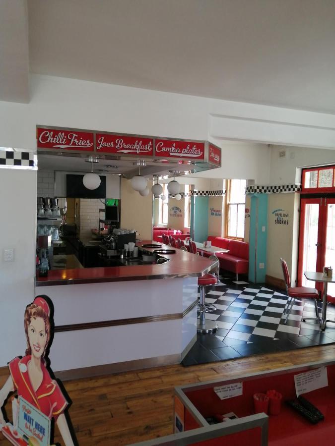 Savoy Hotel Beaufort-West Beaufort West Εξωτερικό φωτογραφία